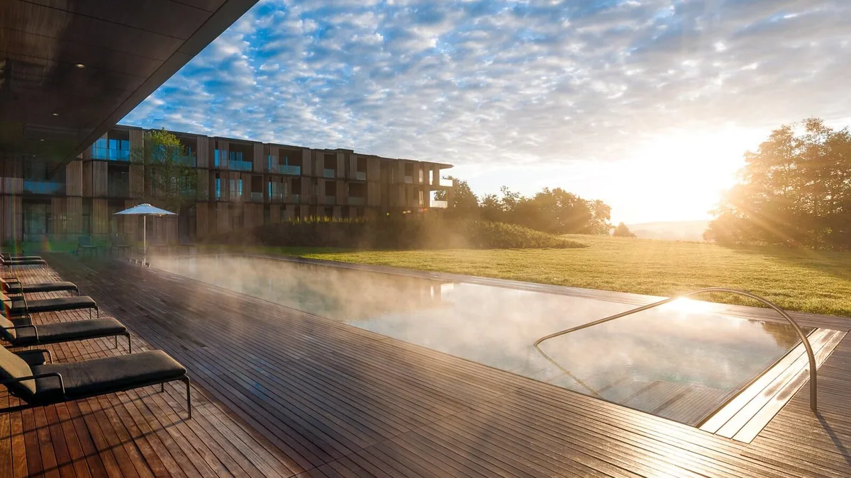Pool and mountain setting at Lanserhof Tegernsee